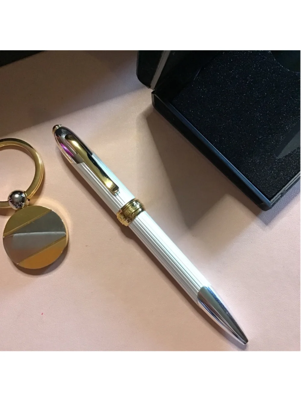 Gold/Silver Players Casino Pen & Keychain Set NEW